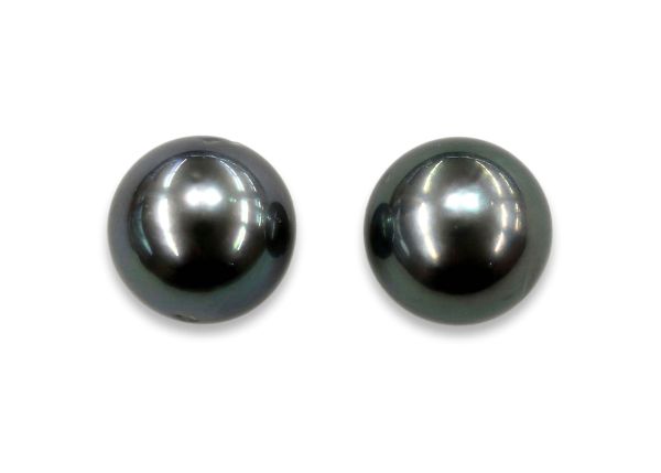 Natural Color Tahitian Pearl Pair – 9 mm