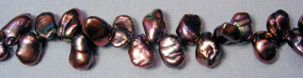 Peacock Keshi Pearls