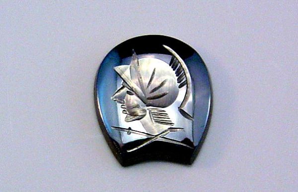 Hematite Horseshoe Intaglio - 14x16mm
