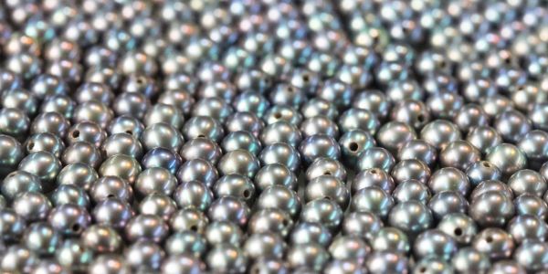 Grey Half-drilled Round Pearls