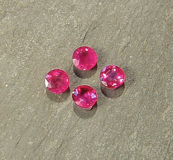 Pink Sapphire Rounds