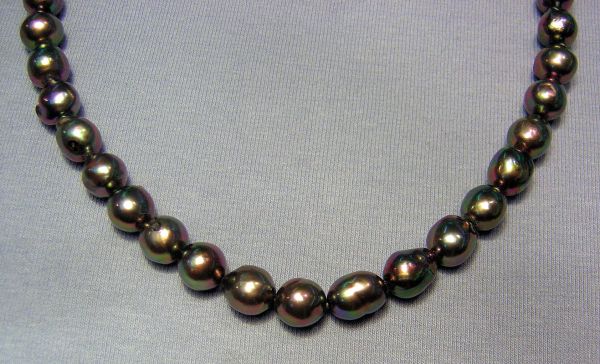 8-8.5mm Peacock Japanese Pearls