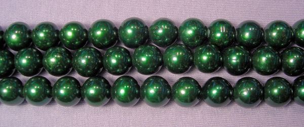 Holly Leaf Green 10mm Rounded Pearls