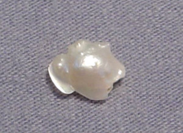 Antique undrilled natural pearl