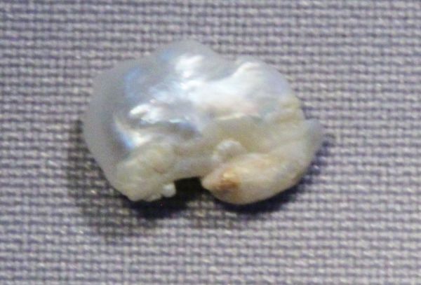 Antique Natural Pearl - 1.00 ct.