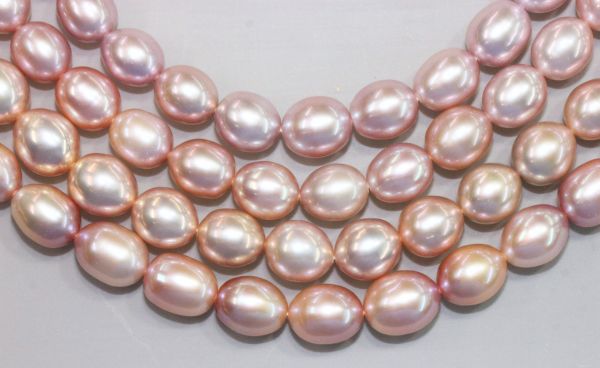 Natural Color 9mm Oval Pearls 