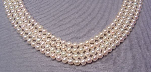 4-4.5mm Round Japanese Pearls