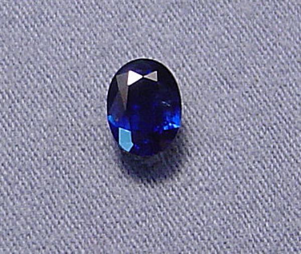 5x7mm Sapphire