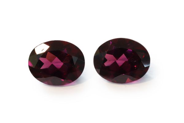 8x10 rhodolite garnet pair