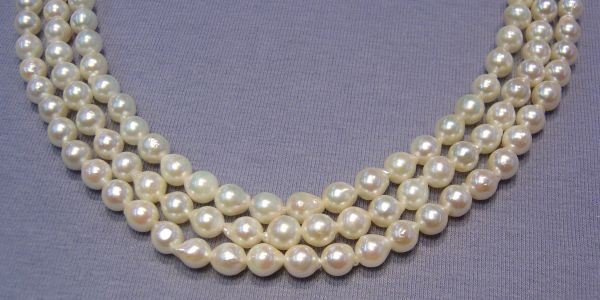5.5-6mm Japanese Akoya pearls