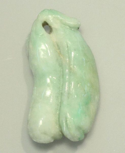 Light Green Jadeite Bean Pods with Leaf