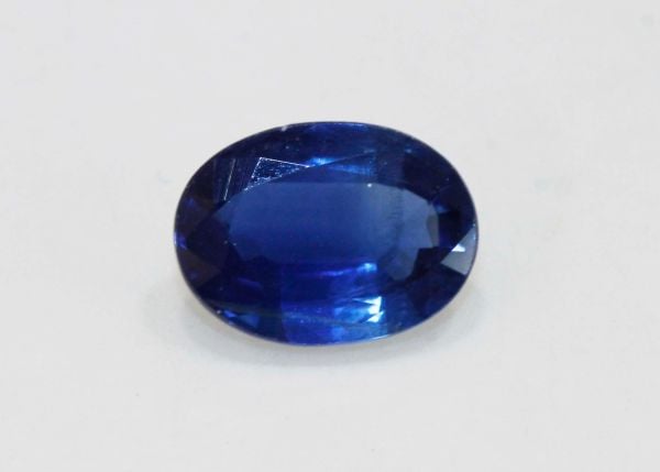 Sapphire Faceted Oval, 1.53 cts. - 6.3x8.5mm