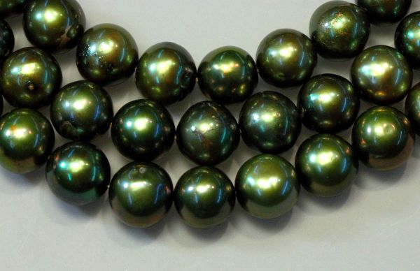 Kelp Green 9mm Round Pearls