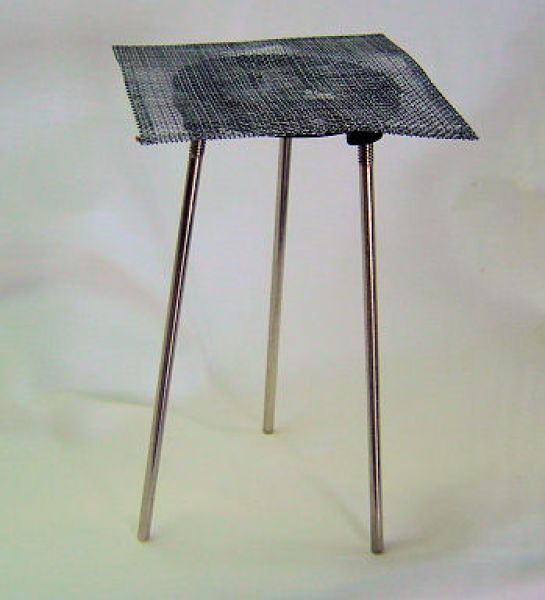 Soldering Tripod with Screen