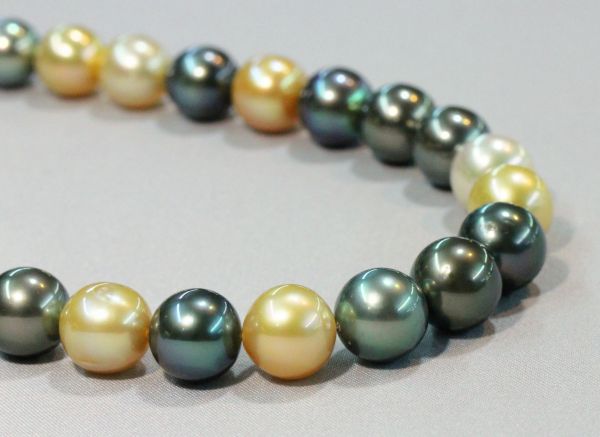 10-12mm Round South Sea and Tahitian Pearls