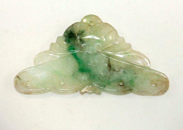  Natural Jadeite Antique Hand-Carved Pendant - 19th Century