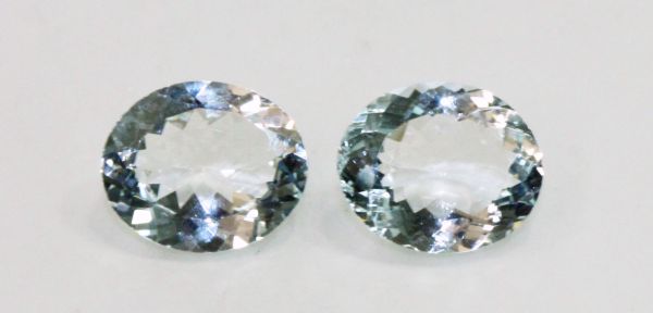 10x12mm lighter oval aquamarine - Regular grade