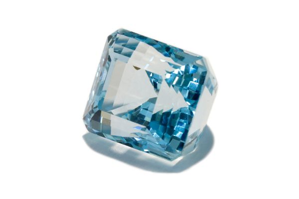 6.21 ct wholesale aquamarine octagon cut