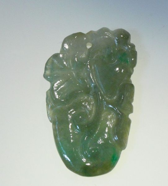 Natural Jadeite Hand-Carved Pendant - Gourd with Flower