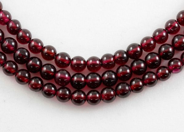 Garnet Smooth Round Bead Strand - Good Quality