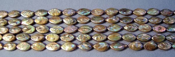 Platinum Rosé Laurel Leaf Pearls