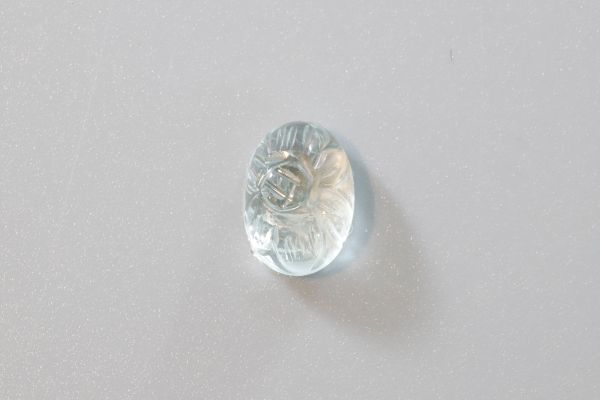 aquamarine cabochon carving