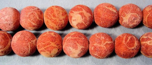 Raw Red Sponge Coral 18mm Rounds