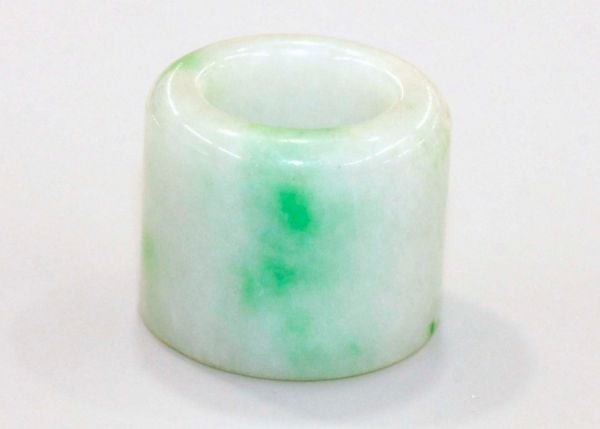 Natural Jadeite Hand-Carved Archer's Ring - Qing Dynasty