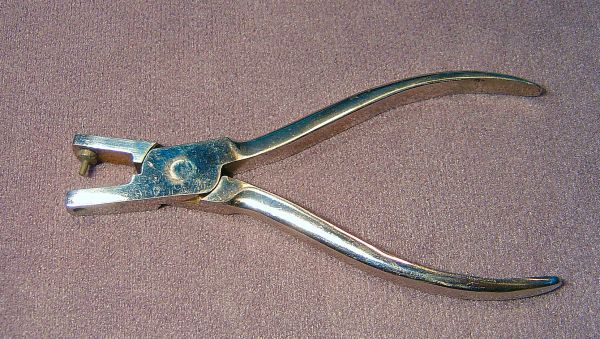 Hole Punch Plier