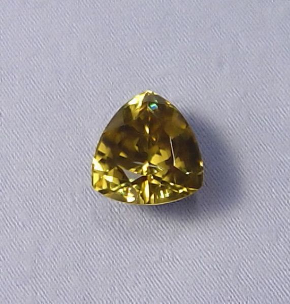 Trilliant Zircon - 10.90 carat