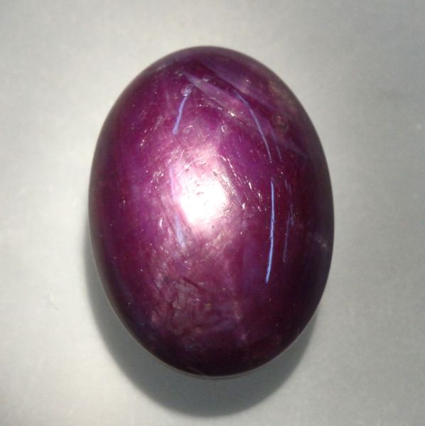 Star Ruby Oval Cabochon, 14.70 cts. 10x14mm - Select Grade