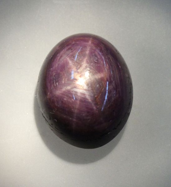 Star Ruby Oval Cabochon, 19.37 cts. 13x16mm - Regular Grade