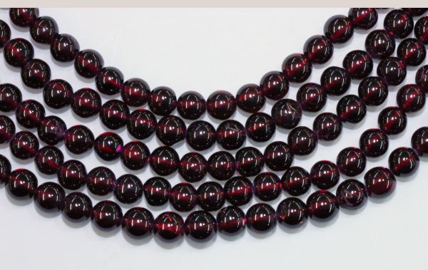 Garnet Smooth Round Beads - Good Quality