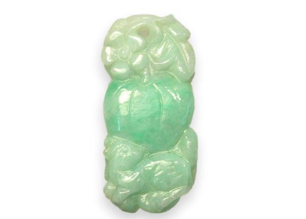 Natural Jadeite Gourd with Squirrel