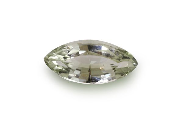 5.4 x 11.3mm Natural Green Diopside – Close-Up