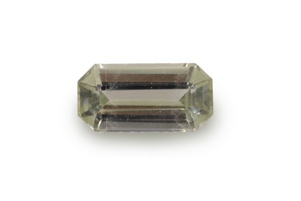 5.5 x 10.7 mm Natural Green Diopside – Close-Up