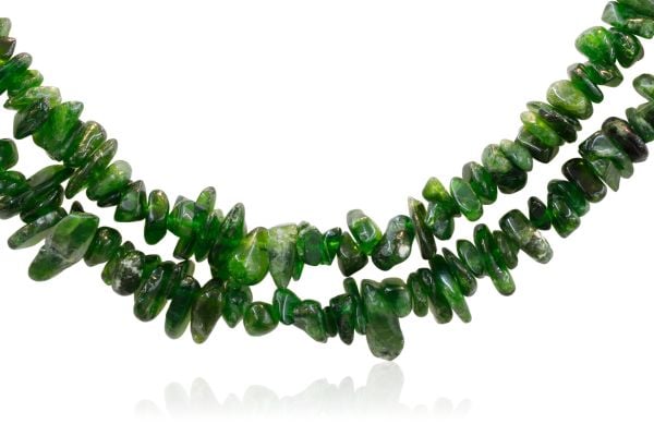 green diopside chips