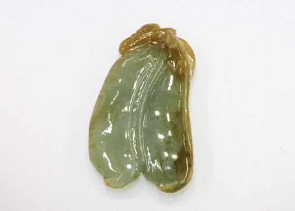 Jadeite Pendant - Double Bean Pod