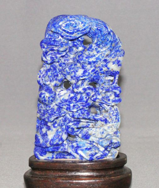 Natiral Lapis Lazuli Hand-Carved Statue - Dragon in the Clouds