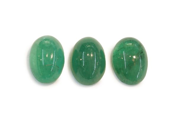 Natural emerald Cabochons