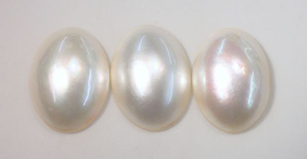 Fine Oval Mab&eacute; Pearls