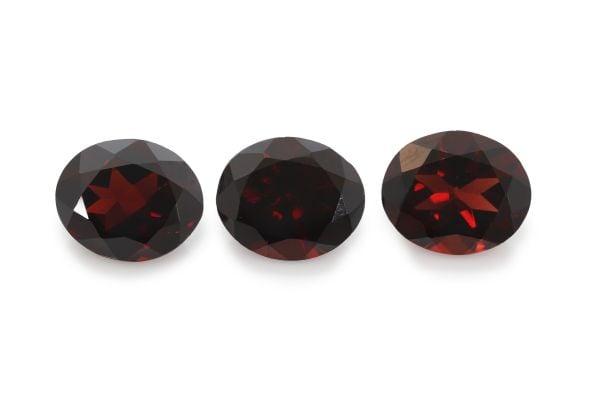 Oval Orissa Faceted Garnet