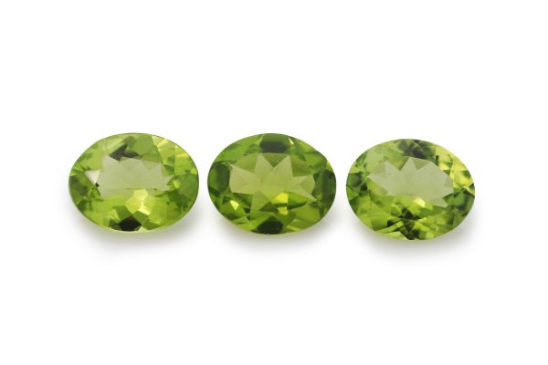 peridot faceted oval