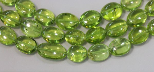 Peridot Lotus Seed Beads 