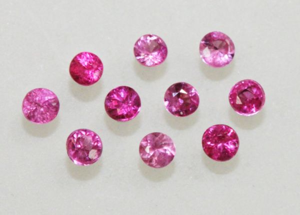 Pink Sapphire Diamond-cut Rounds
