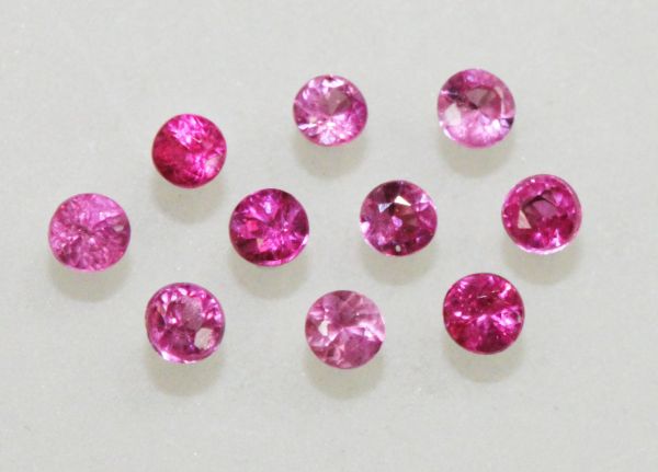 Pink Sapphire Faceted Round Diamond-Cut