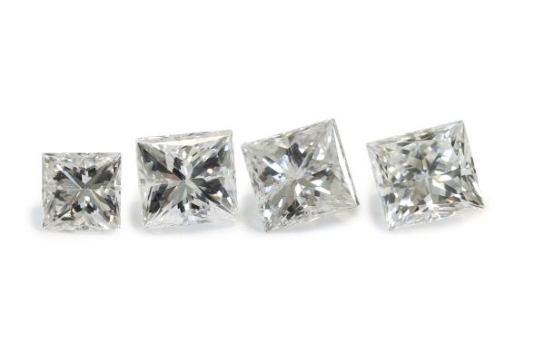 Princess-cut Diamonds - SI Clarity