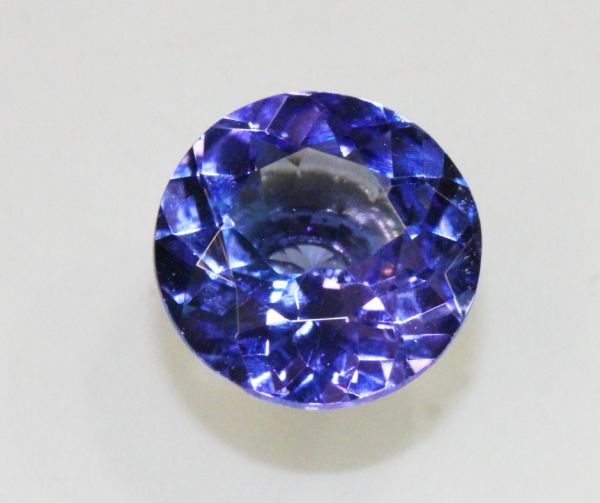 8.8mm Round Tanzanite