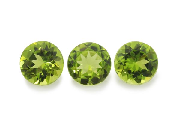 faceted round peridot