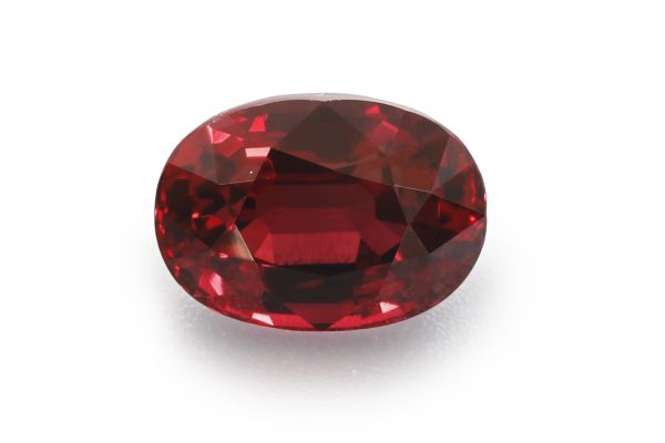 Ruby faceted oval